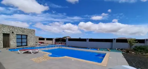 Casa en Triquivijate