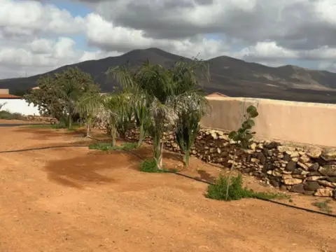 Casa en Triquivijate