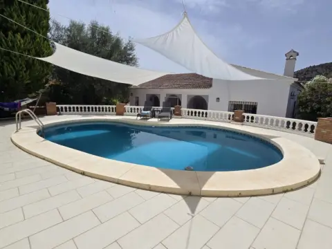 Departamento en venta con baja de precio en Periana