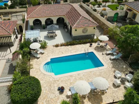Casa en Arboleas