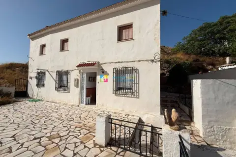 Casa en Oria