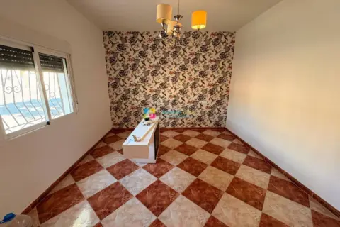 Casa en Zurgena