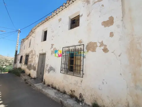 Casa en Arboleas