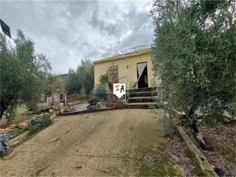 Chalet en Fuente-Tójar