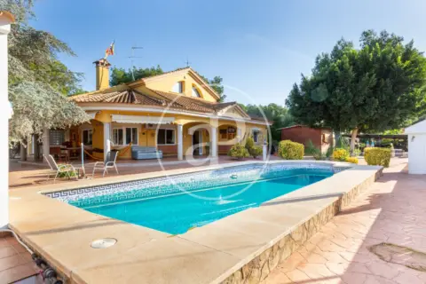 Casa en Serra