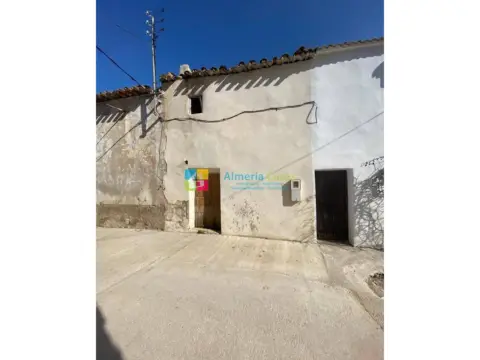 Casa en Arboleas