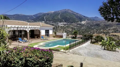 Casa en Alcaucín