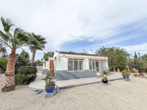 Finca rústica en Elx - Elche