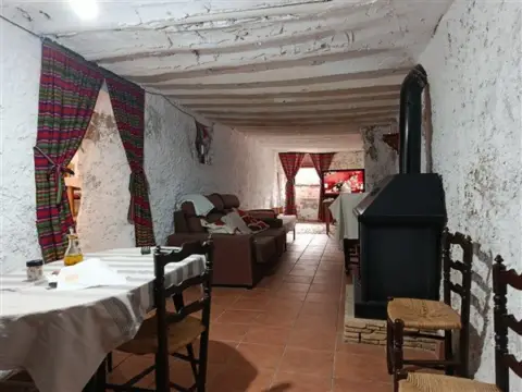 Casa en Cuevas de Baza
