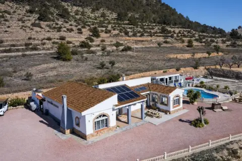 Chalet en Monòver - Monóvar