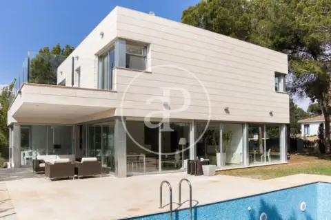Casa en Chiva