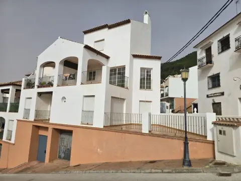 Casa en Alcaucín