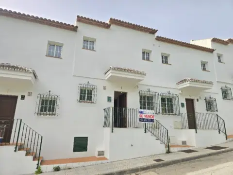 Casa en Alcaucín