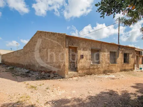 Finca rústica en Los Montesinos