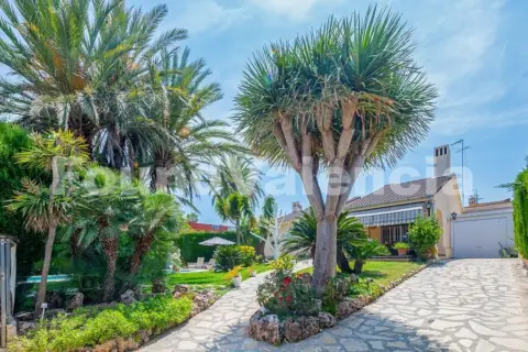 Casa en San Antonio de Benagéber