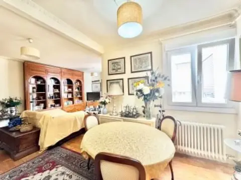 Piso en calle de la Rioja