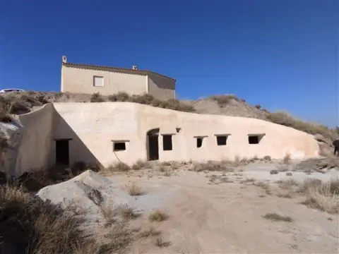 Casa en Freila