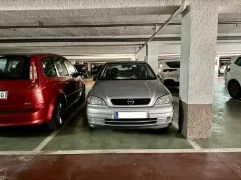 Garaje en calle de Simón de Anda