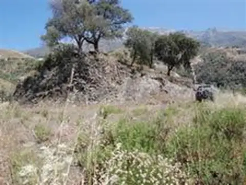 Terreno en Sedella
