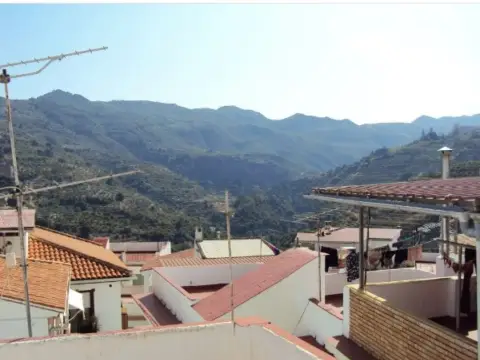 Casa en Otívar