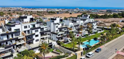 Apartamento en Los Dolses-Montezenia-Lomas de Cabo