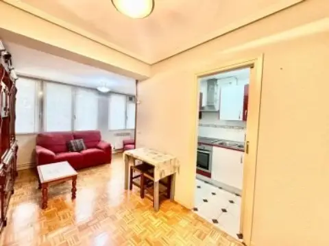 Piso en calle Correría