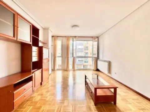 Piso en calle de Donostia-San Sebastián