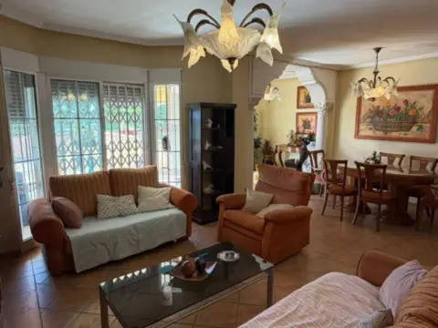 Casa adosada en Altabix