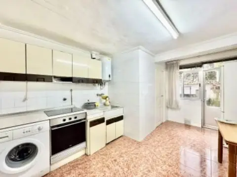 Piso en calle Correría