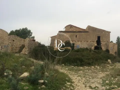Finca rústica en Castellet i la Gornal