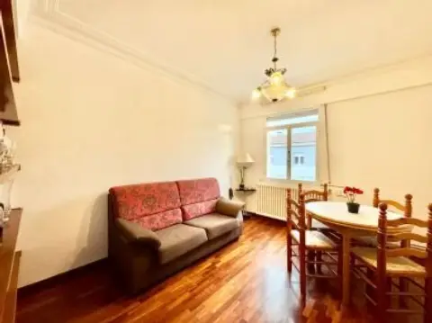 Piso en Mariano San Miguel Muskariaren Kalea