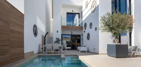 Chalet adosado en Benijófar