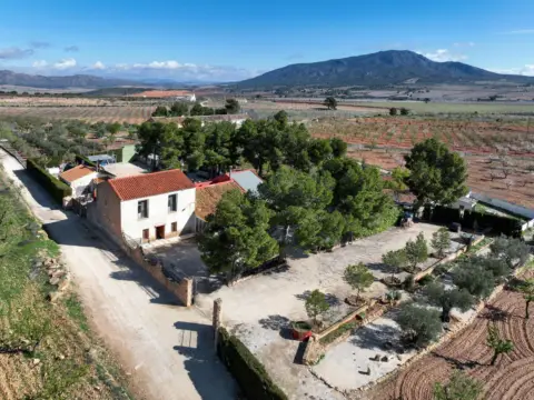 Finca rústica en Yecla