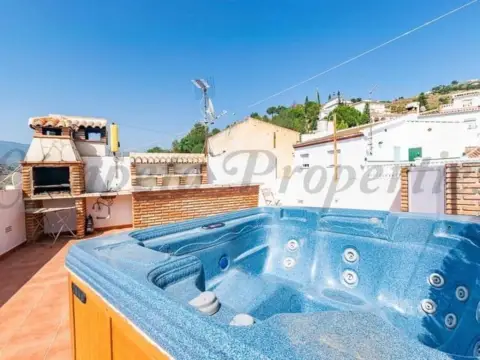 Apartamento en Sayalonga