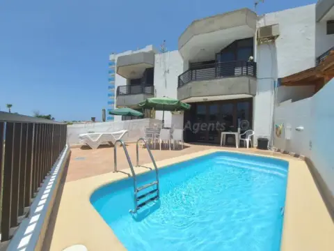 Casa en Puerto Santiago-Los Gigantes