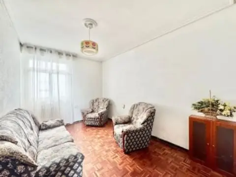 Piso en calle de Paraguay