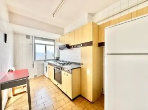 Piso en calle de Paraguay