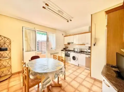 Piso en Nafarroako Errege-Erreginen Kalea