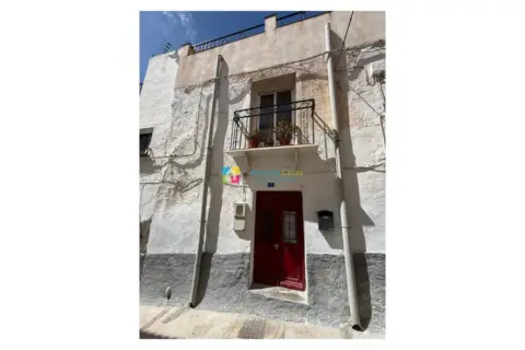 Casa en Somontín