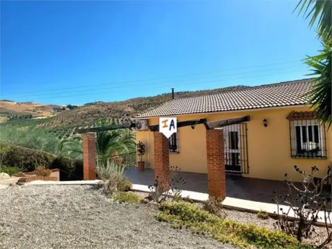 Casa en Valle de Abdalajís