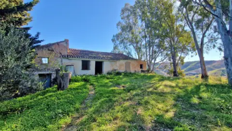 Finca rústica en Almáchar