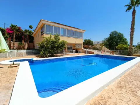 Chalet en Abanilla