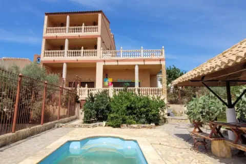 Casa en Cantoria