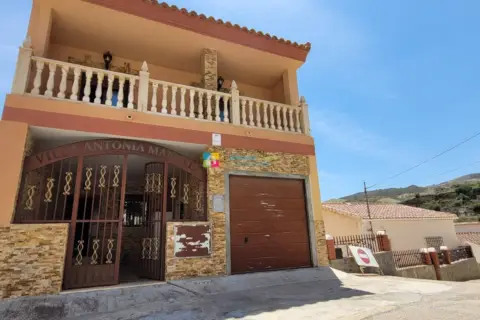 Casa en Cantoria