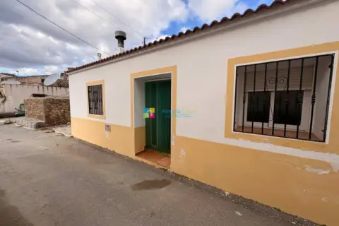 Casa en Oria