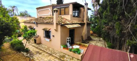 Casa en Río Real