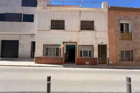 Casa en Fines