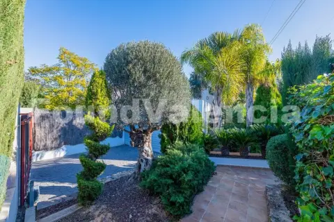 Casa en Camí de Paterna-Lloma del Calderer