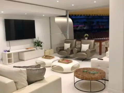 Apartamento en Dalt Vila-La Marina