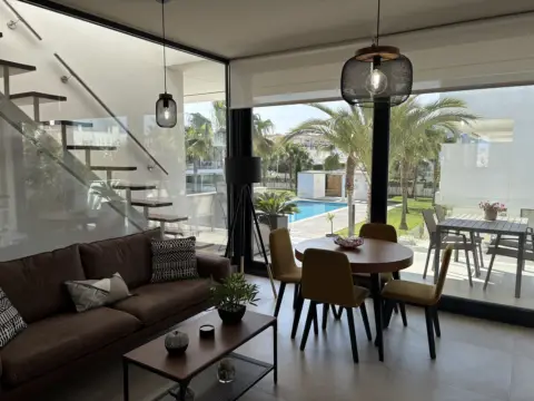 Apartamento en Islas Menores-Mar de Cristal